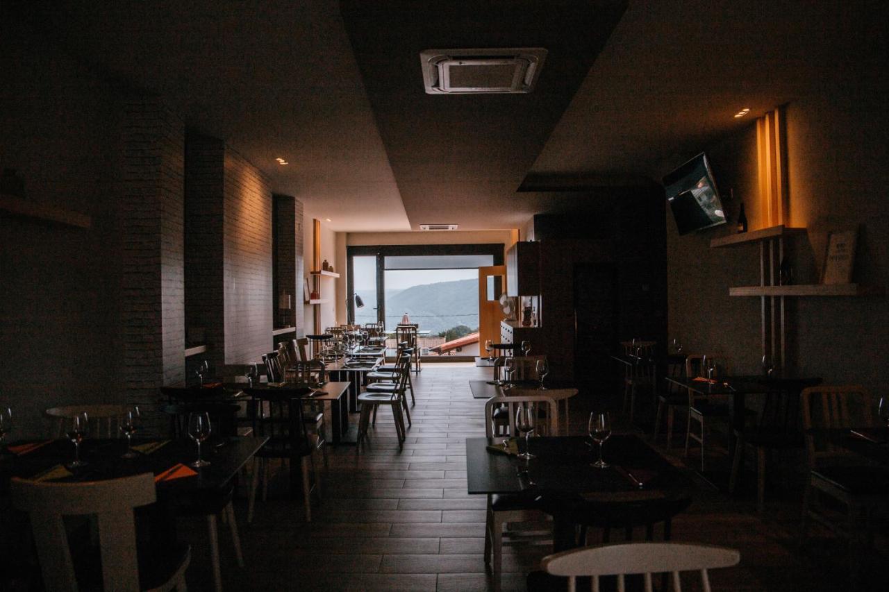 O balcón da ribeira Hotel Parada del Sil Exterior foto